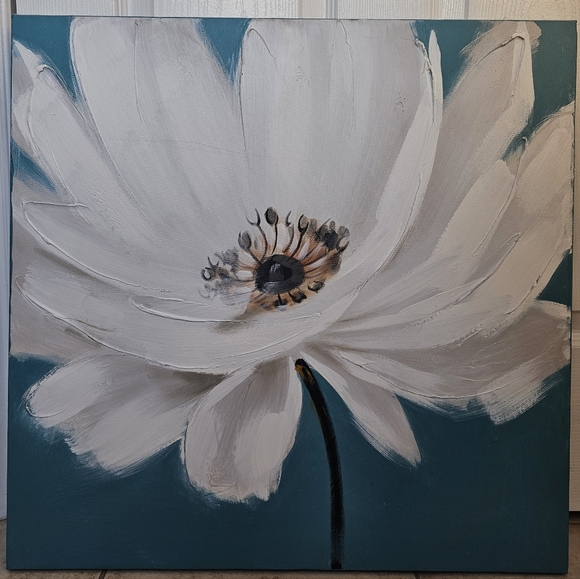 Wall decor. - Picture 2 of 3